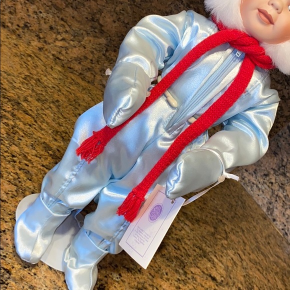 Marie Osmond doll - Picture 3 of 7